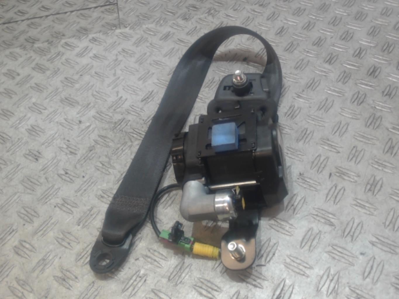 Ceinture avant droit