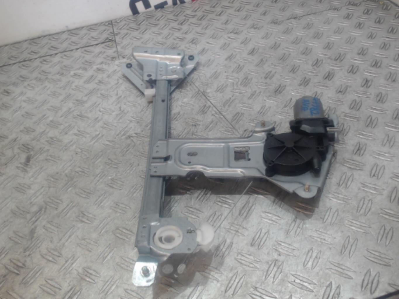 Leve vitre electrique arriere gauche