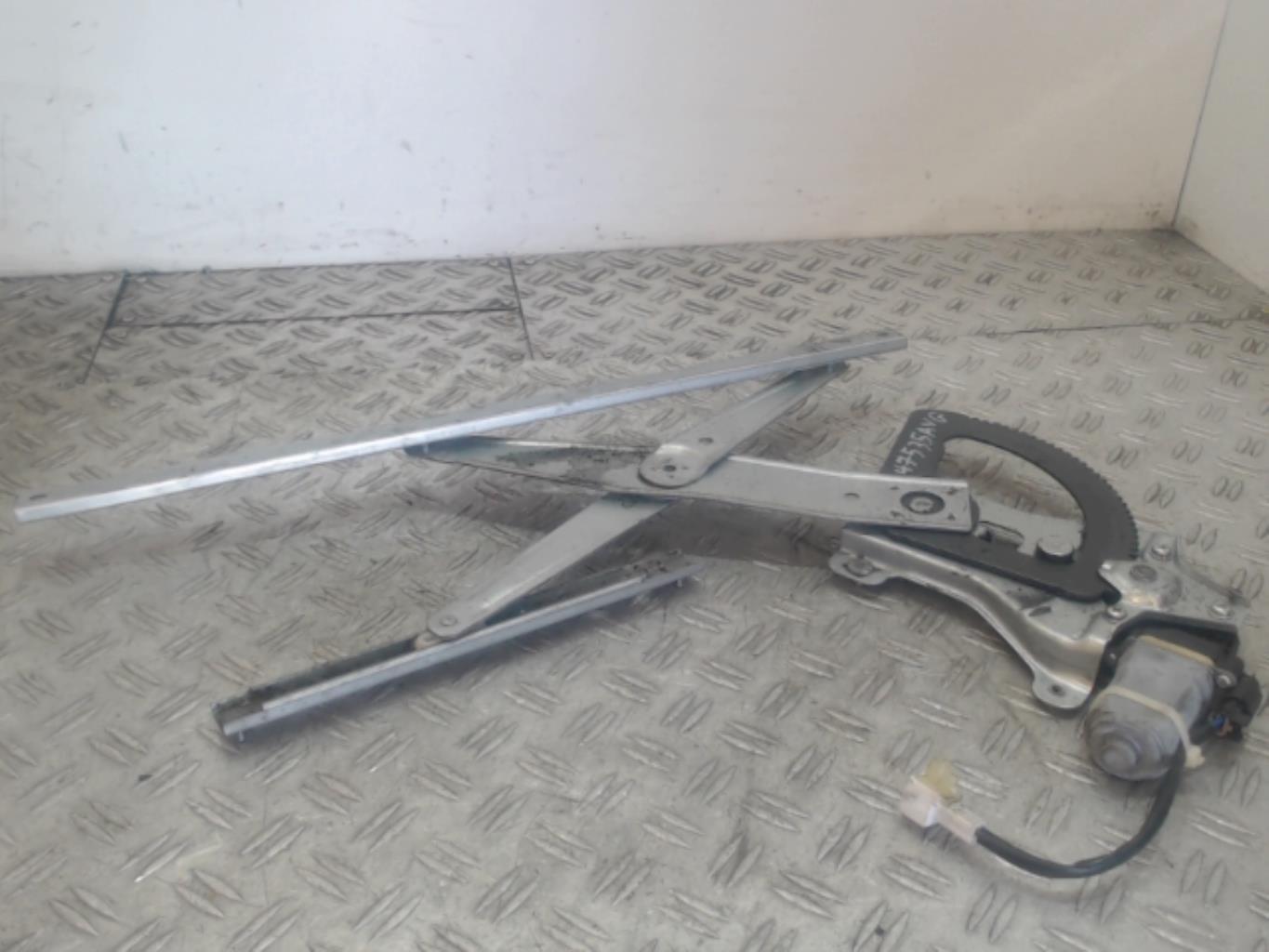 Leve vitre electrique avant gauche