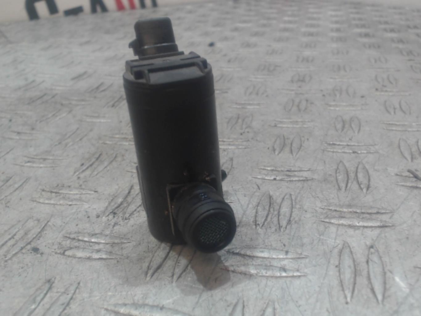 Pompa lavacristalli anteriore