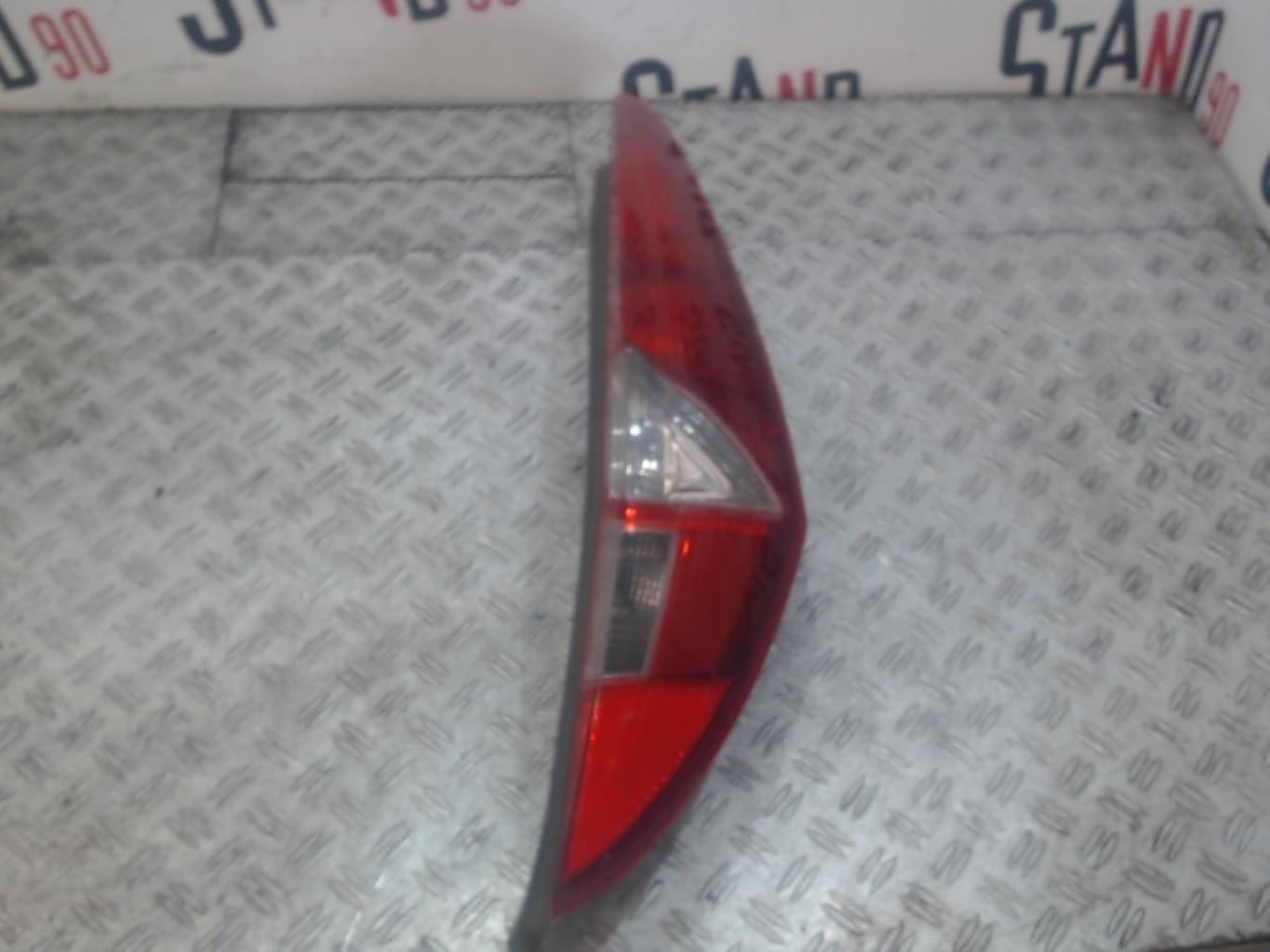 Fanale posteriore principale destro (luci)