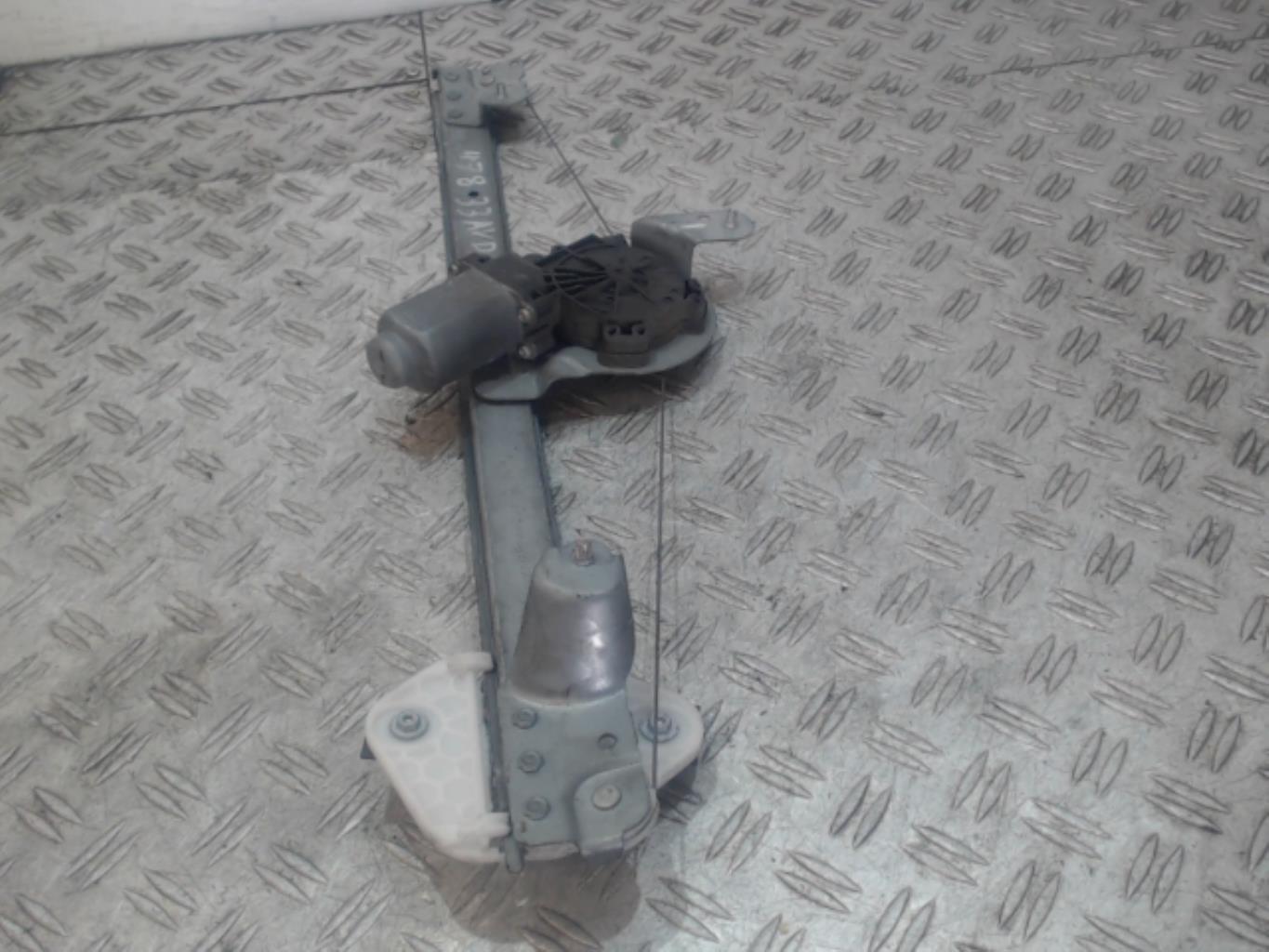 Leve vitre electrique avant droit