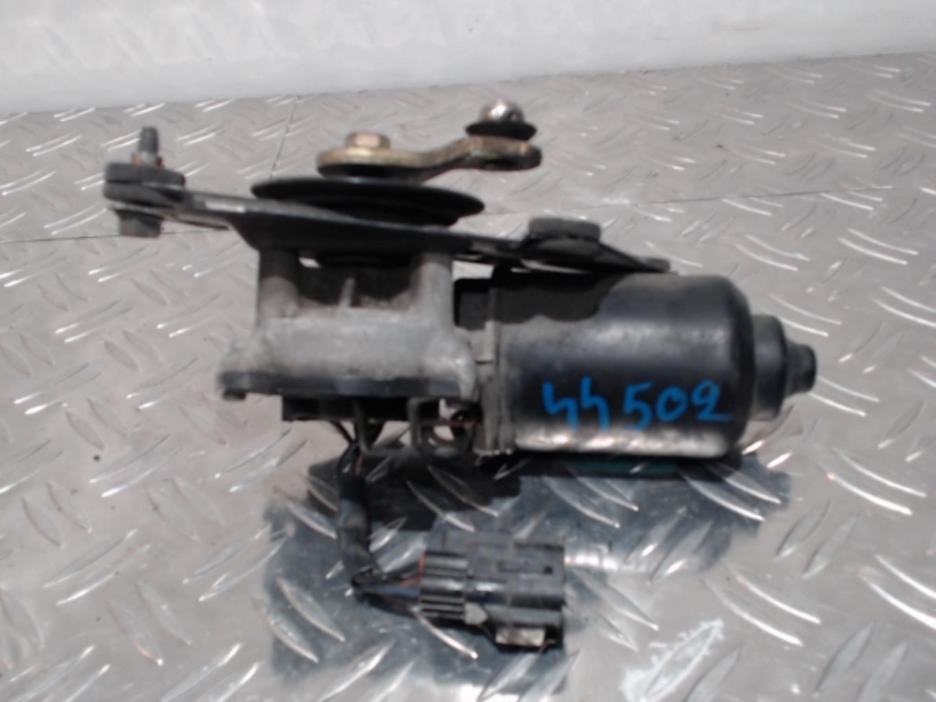 Moteur essuie glace avant