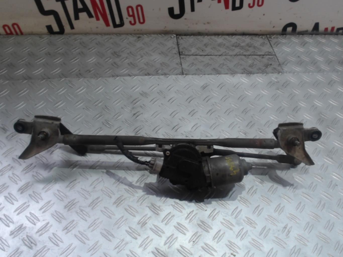 Moteur essuie glace avant