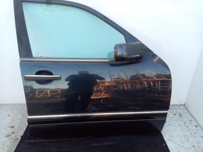 Porte avant droit