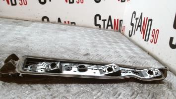 Base portalampade fanale posteriore sinistro