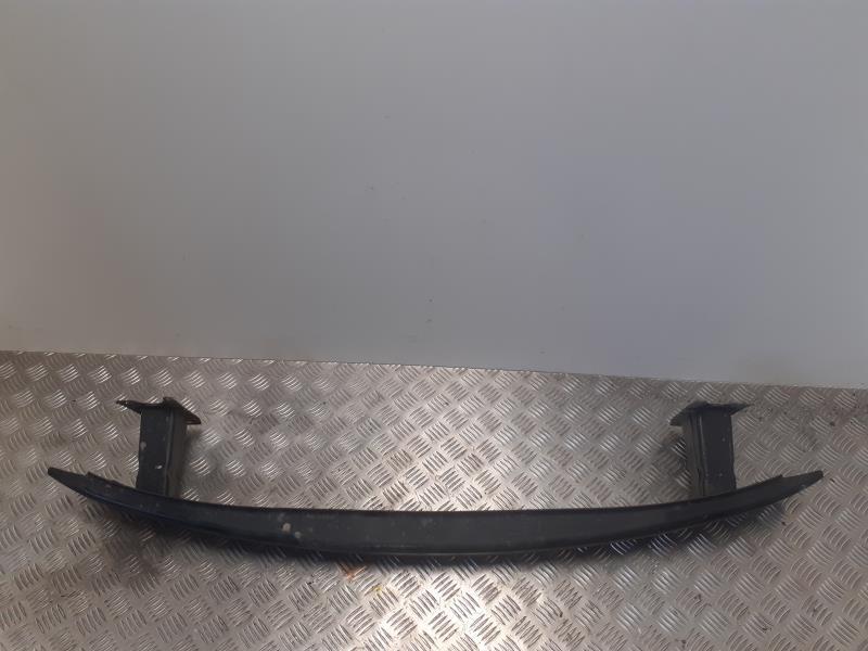 Renfort pare choc avant (traverse)