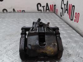 Etrier avant gauche (freinage)