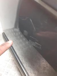 Porte avant droit