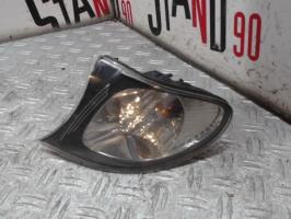Optique avant secondaire gauche (feux)(clignotant)