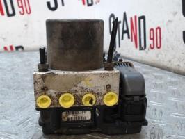 Bloc ABS (freins anti-blocage)