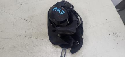 Ceinture arriere droit