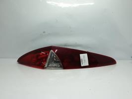 Fanale posteriore principale sinistro (luci)
