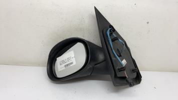 Retrovisor izquierdo