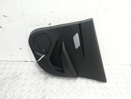 Panel de puerta trasera derecha
