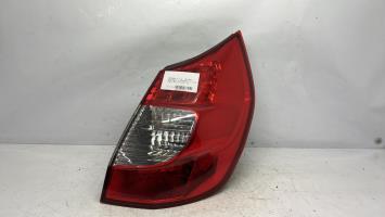 Fanale posteriore principale destro (luci)