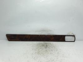 Baguette de porte avant gauche