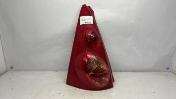 Fanale posteriore principale sinistro (luci)