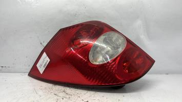 Fanale posteriore principale sinistro (luci)
