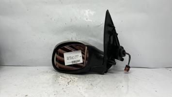 Specchietto retrovisore sinistro