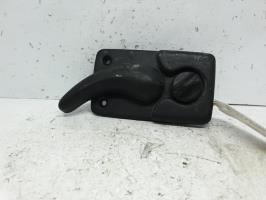 Poignee interieur porte laterale droite