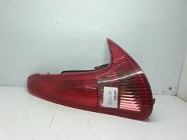 Fanale posteriore principale destro (luci)