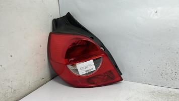Fanale posteriore principale sinistro (luci)