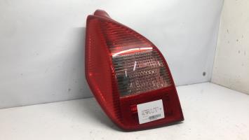 Fanale posteriore principale sinistro (luci)