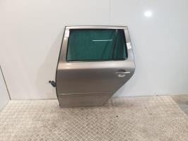 Puerta trasera izquierda