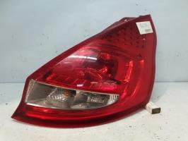 Luz trasera principal derecha (luces)