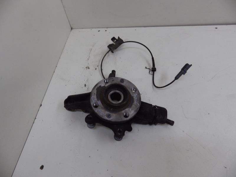 Fusee avant gauche