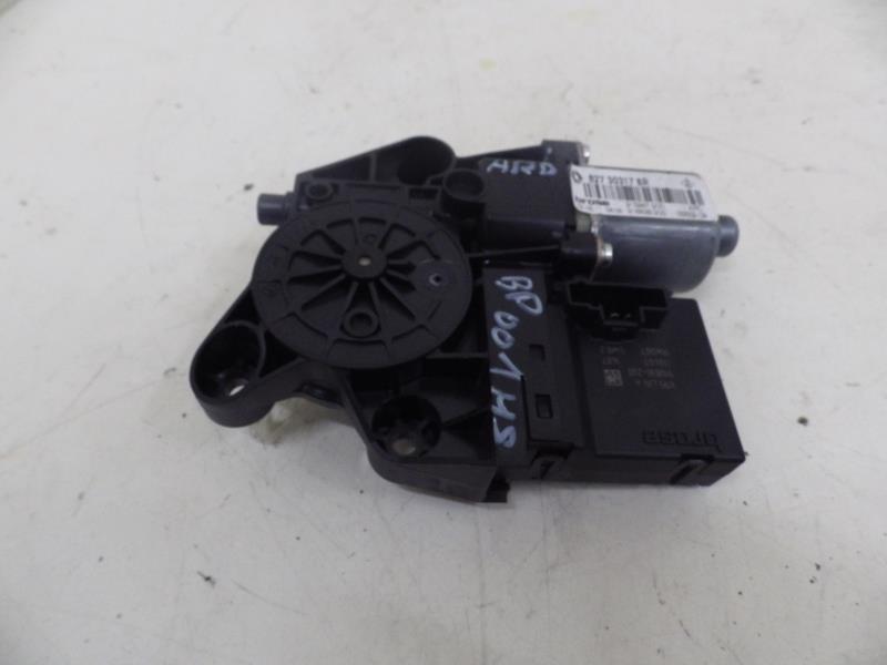 Moteur leve vitre arriere droit