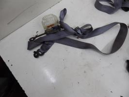 Ceinture avant droit
