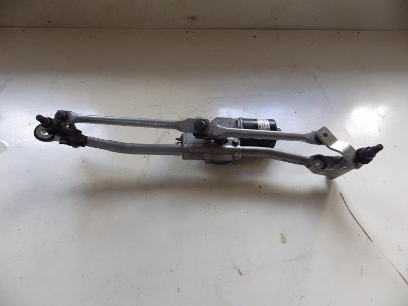 Moteur essuie glace avant