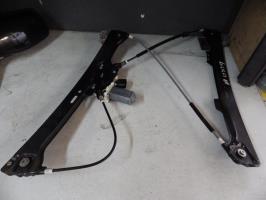 Moteur leve vitre avant droit
