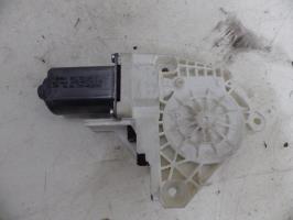 Moteur leve vitre avant gauche