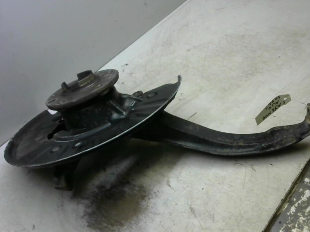 Fusee avant gauche