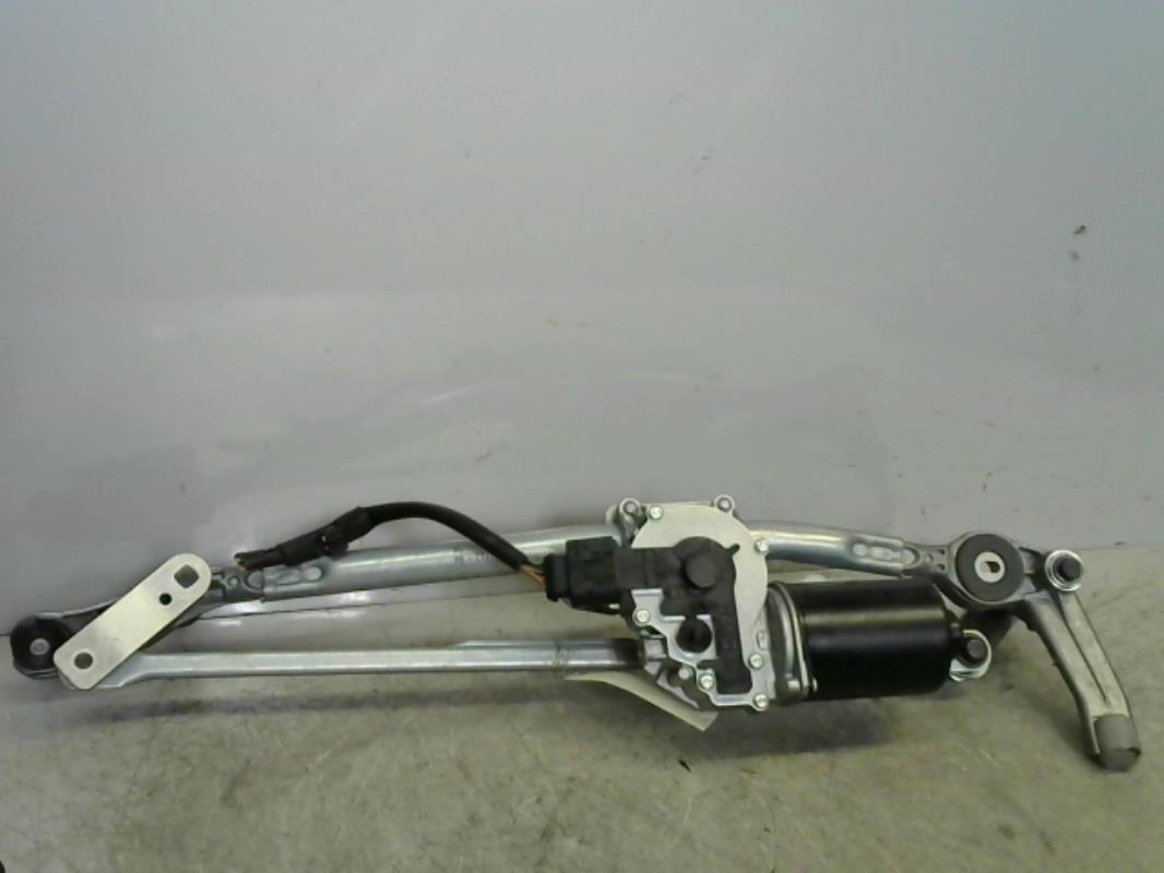 Moteur essuie glace avant