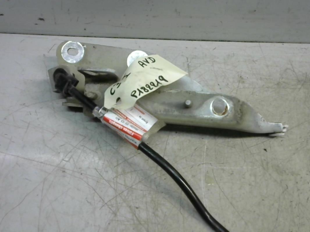 Charniere de capot