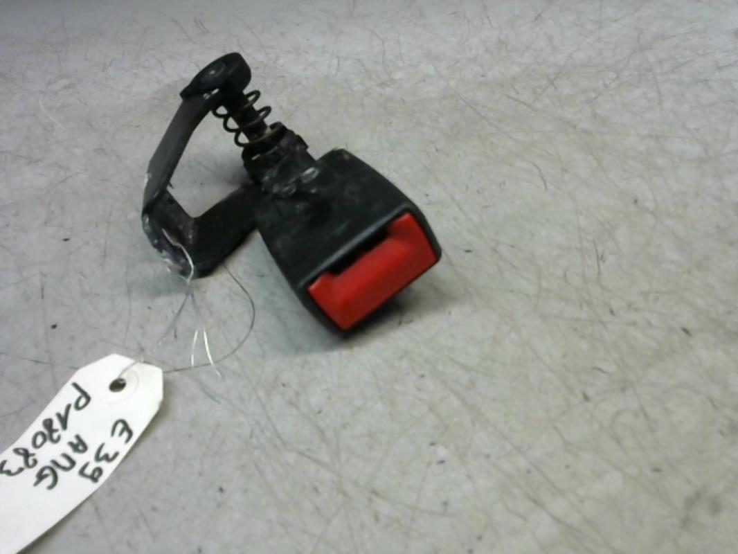 Attache ceinture arriere gauche