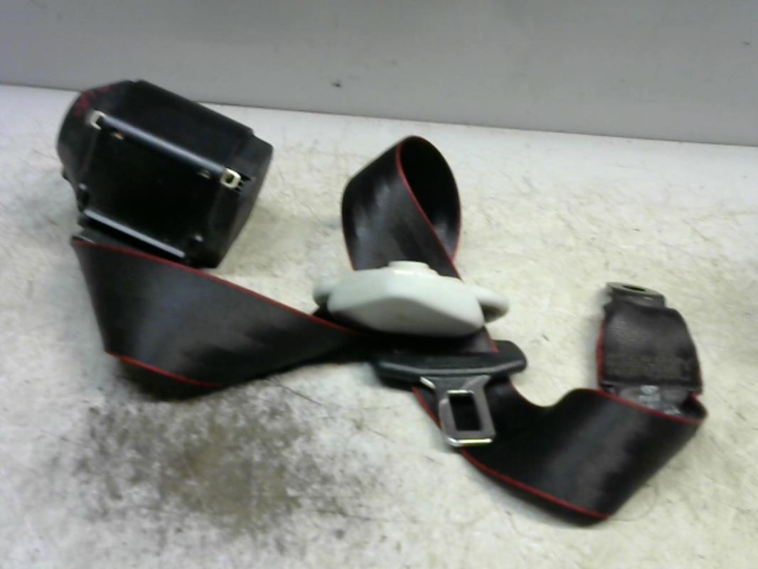 Ceinture arriere droit