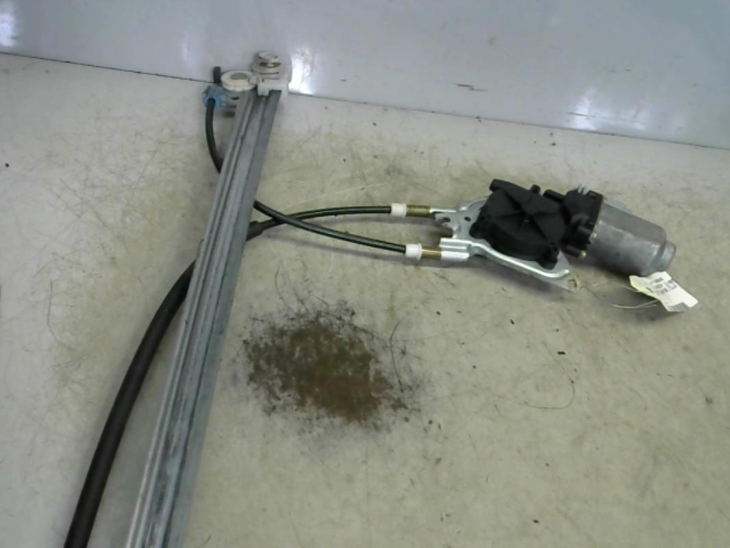 Leve vitre electrique avant droit