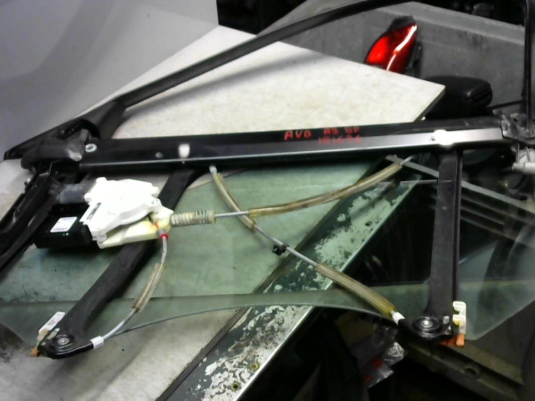 Leve vitre electrique avant droit