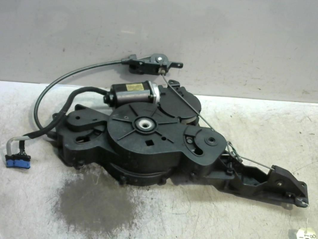 Moteur porte laterale droite