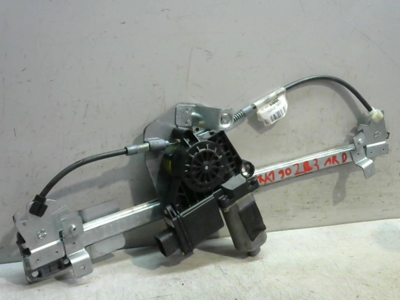 Leve vitre electrique arriere droit