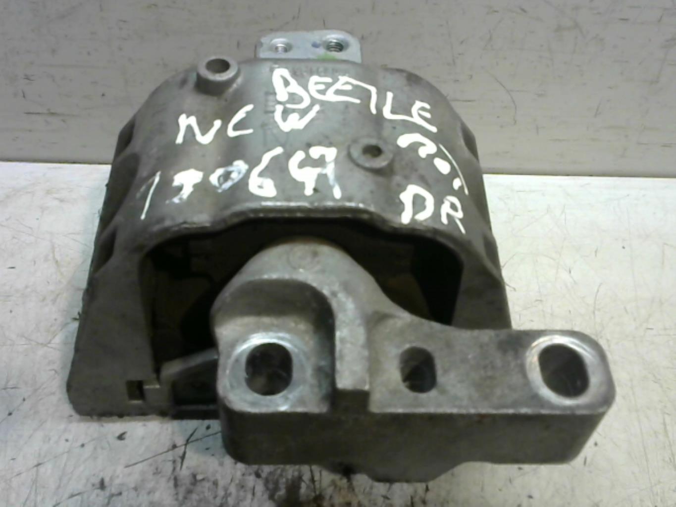 Support moteur droit