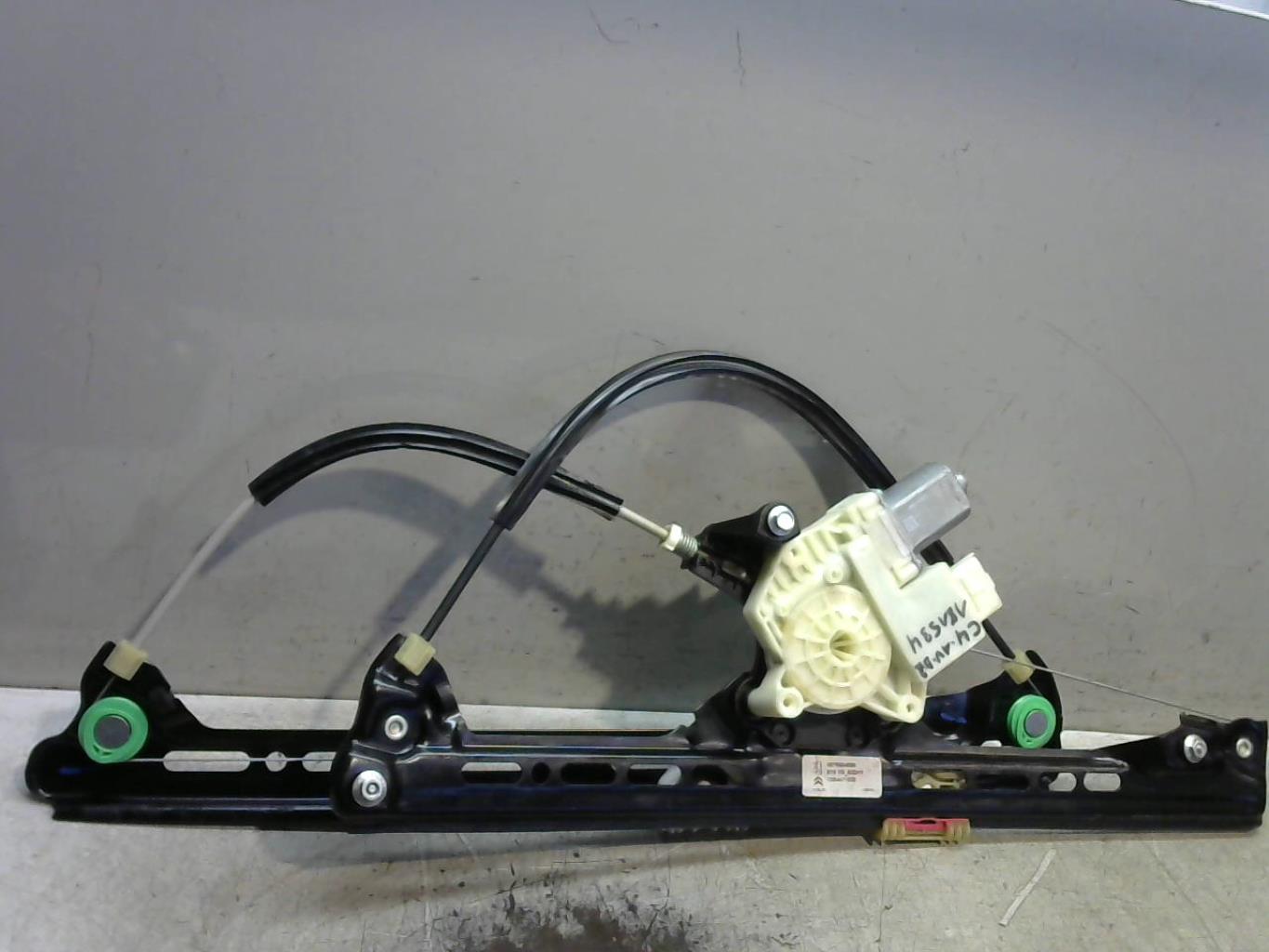 Leve vitre electrique avant droit