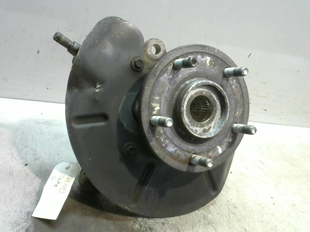 Fusee avant gauche