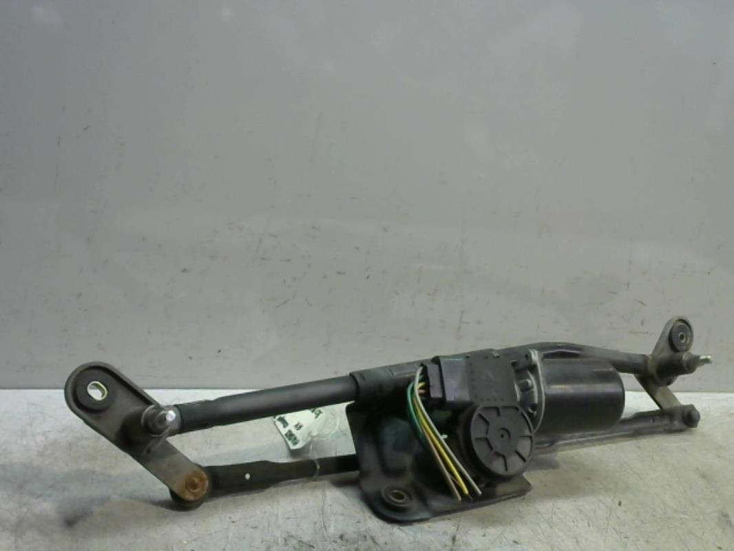 Moteur essuie glace avant
