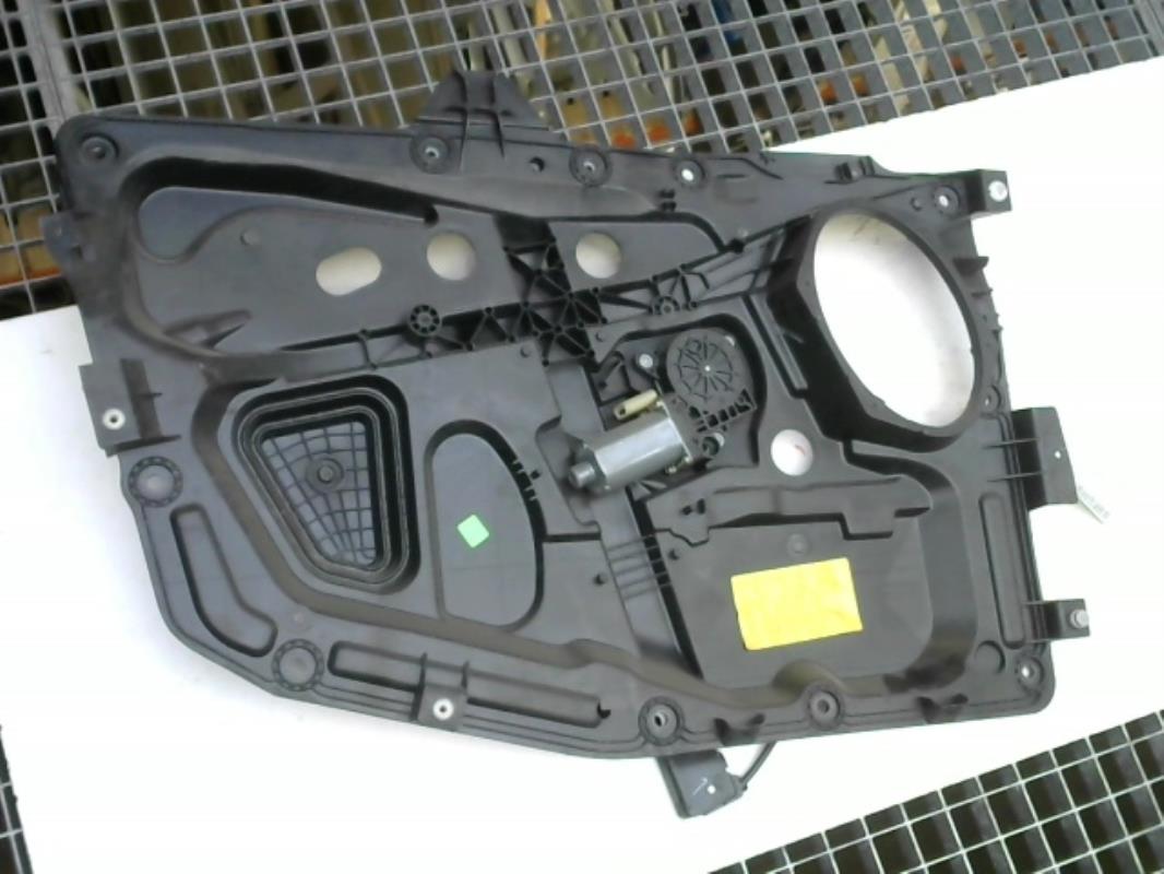Leve vitre electrique avant gauche